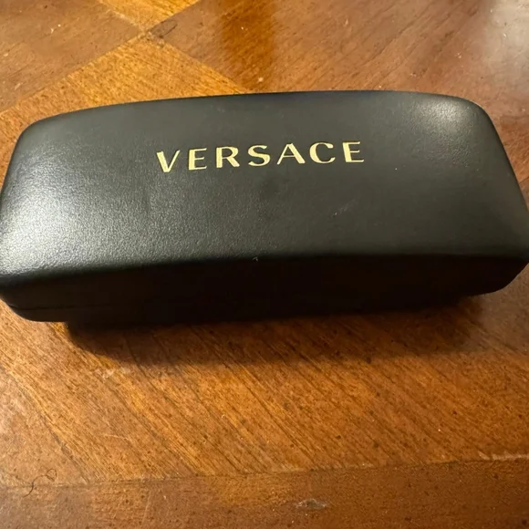 Versace Retro Glasses - Picture 4 of 10